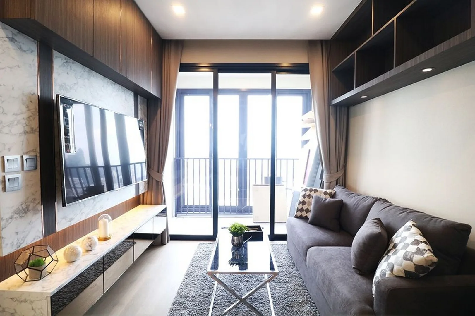 Property photos for Ashton Asoke