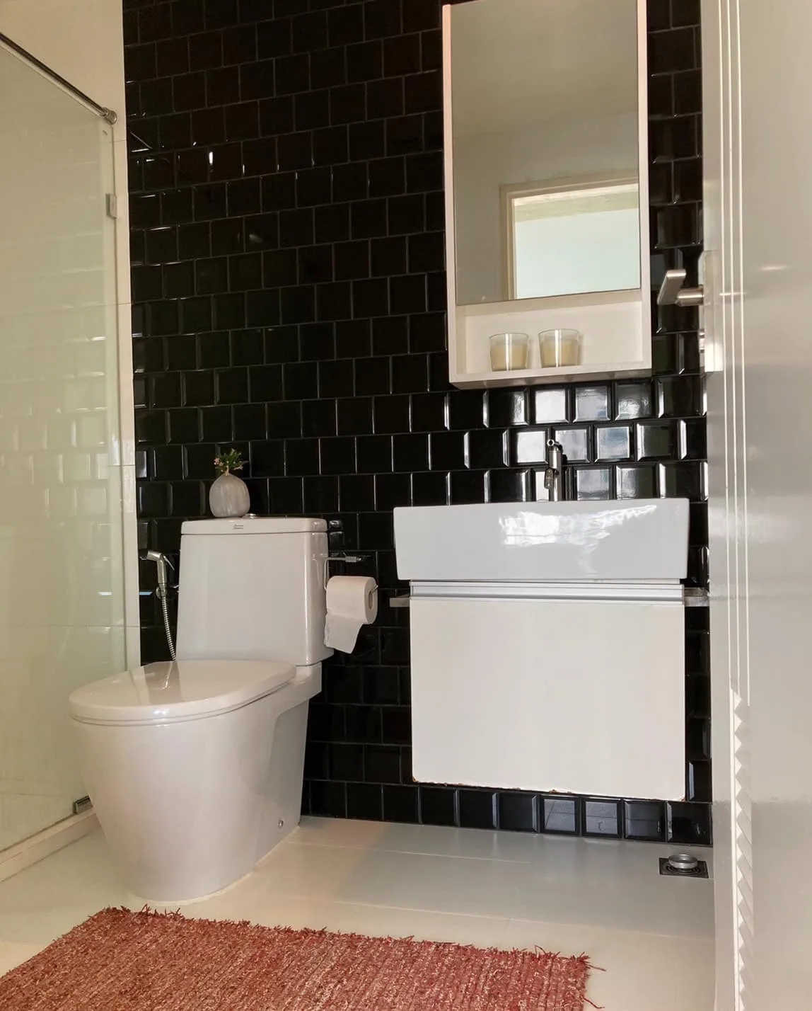 Property photos for The Room Sukhumvit 64