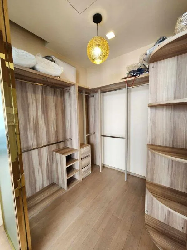 Property photos for The Esse Asoke