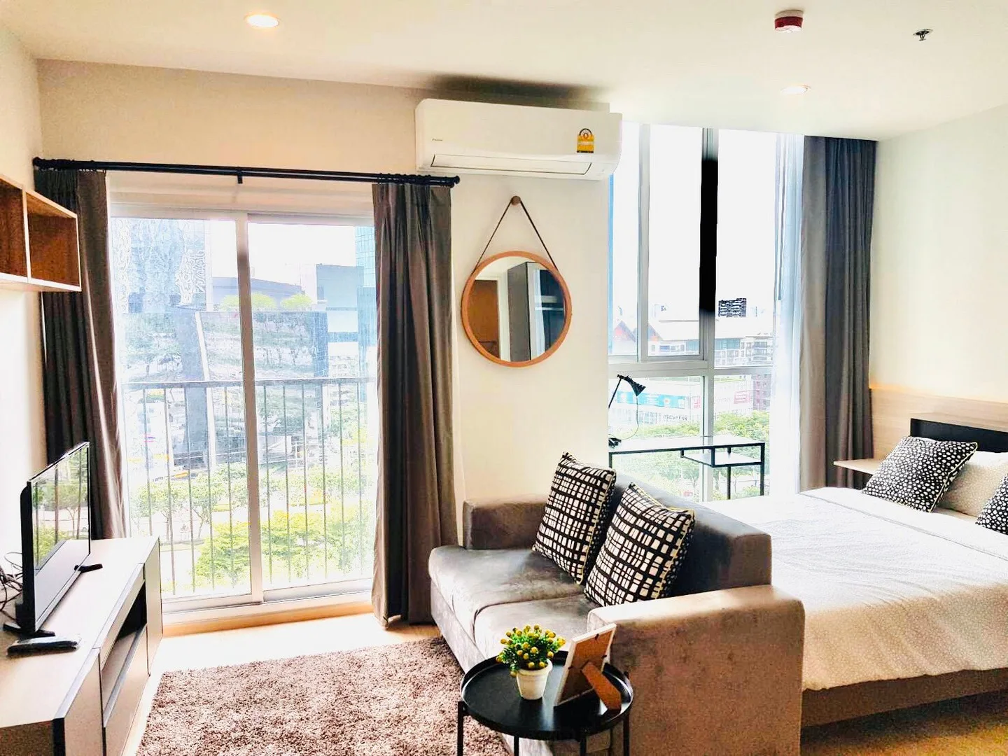 Property photos for Noble Revolve Ratchada 2