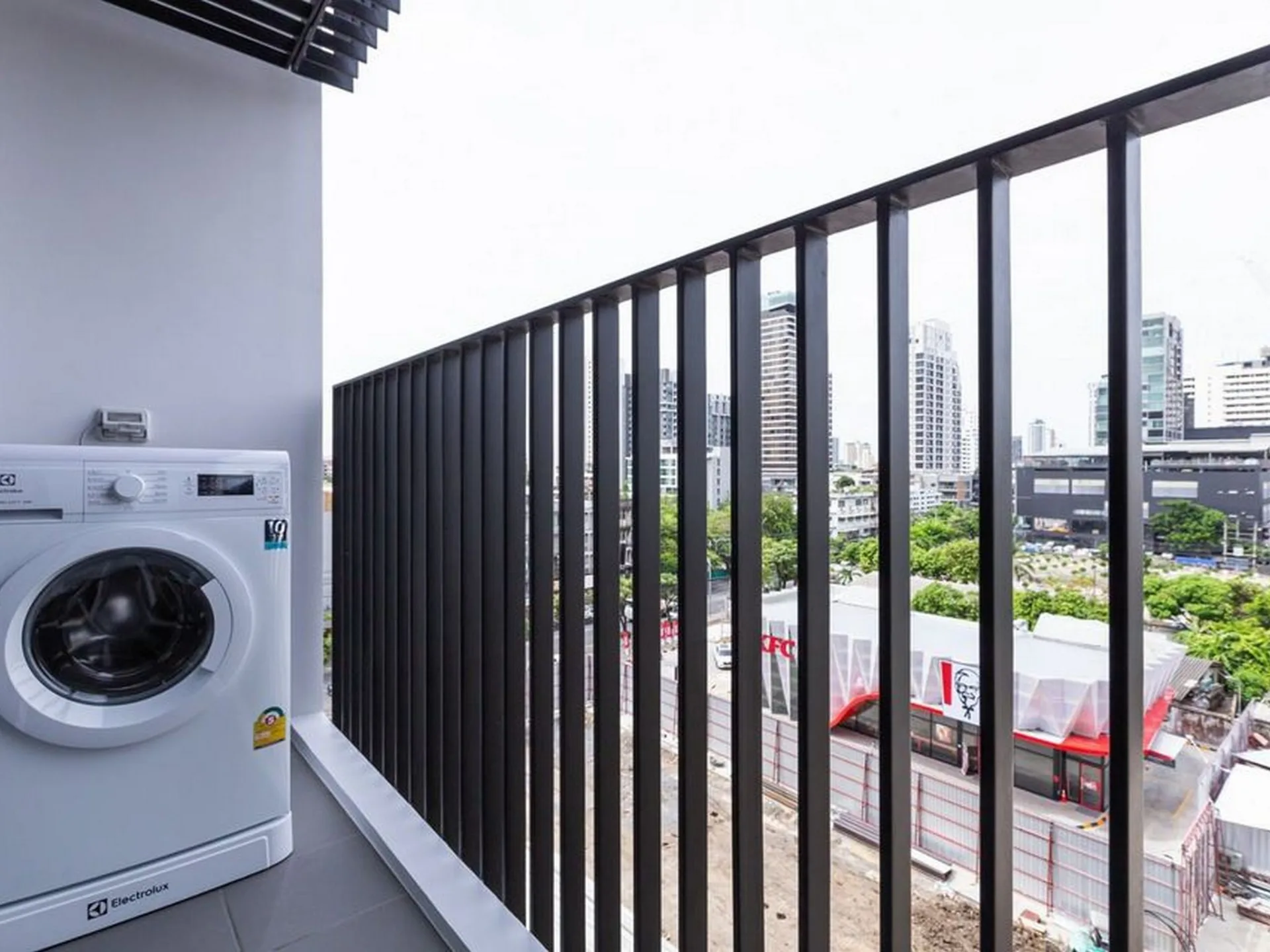 Property photos for XT Ekkamai