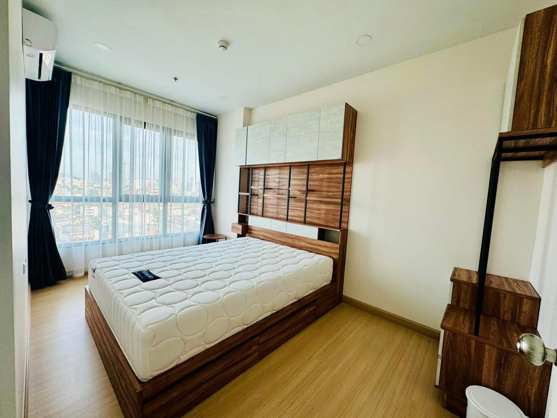 Property photos for Supalai Loft Prajadhipok - Wongwian Yai
