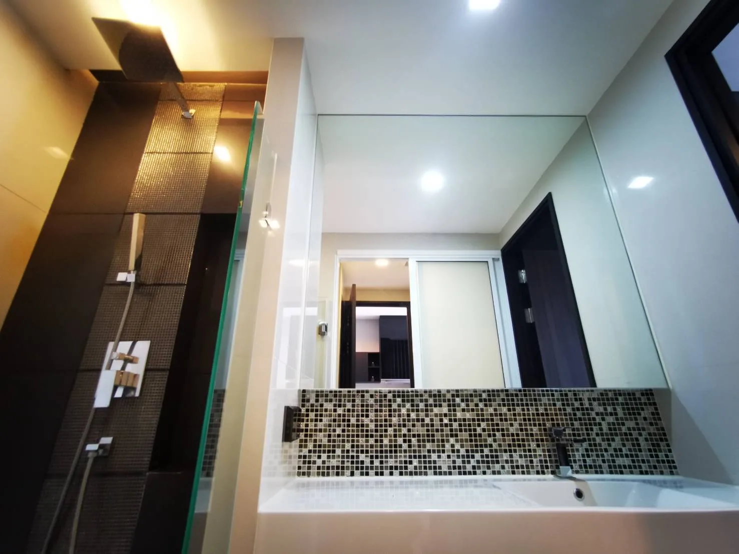 Property photos for Rhythm Sukhumvit 44/1