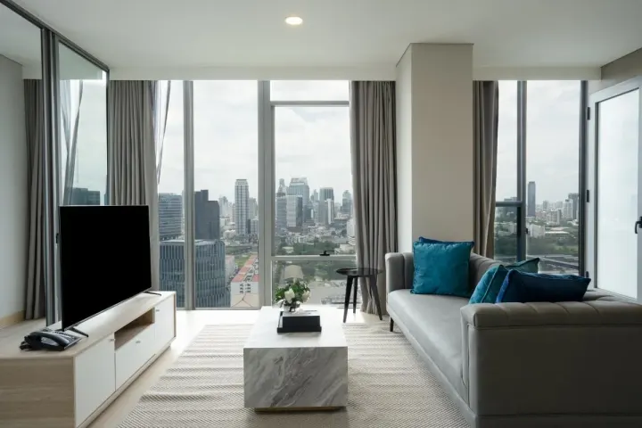 Property photos for Siamese Exclusive Queens