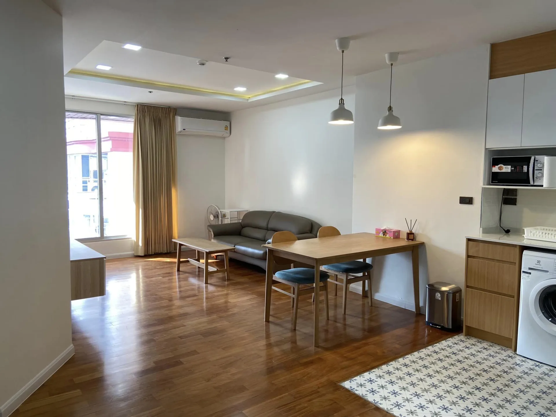 Property photos for Pathumwan Resort