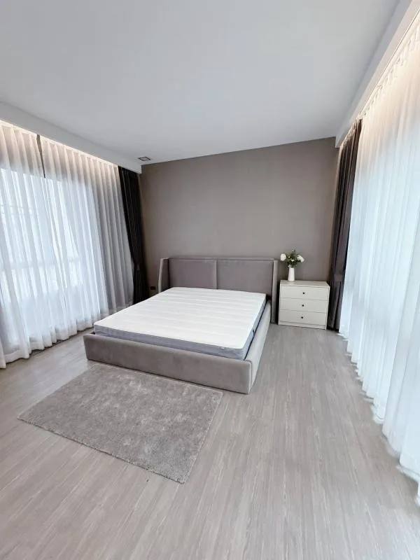 Property photos for The Landmark Ekamai-ramindra