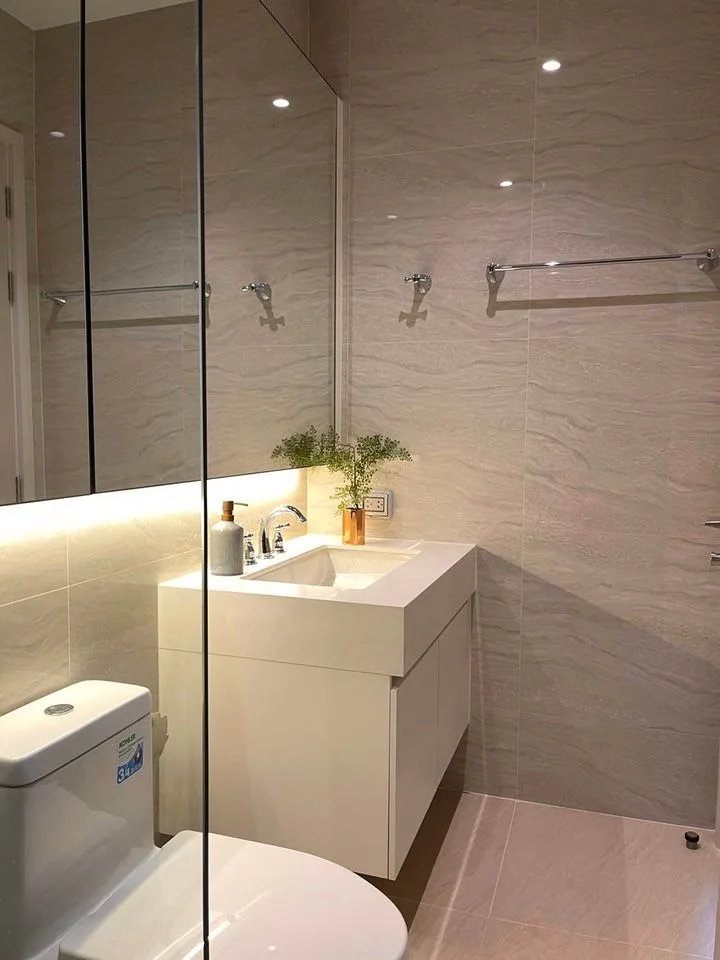 Property photos for Muniq Langsuan