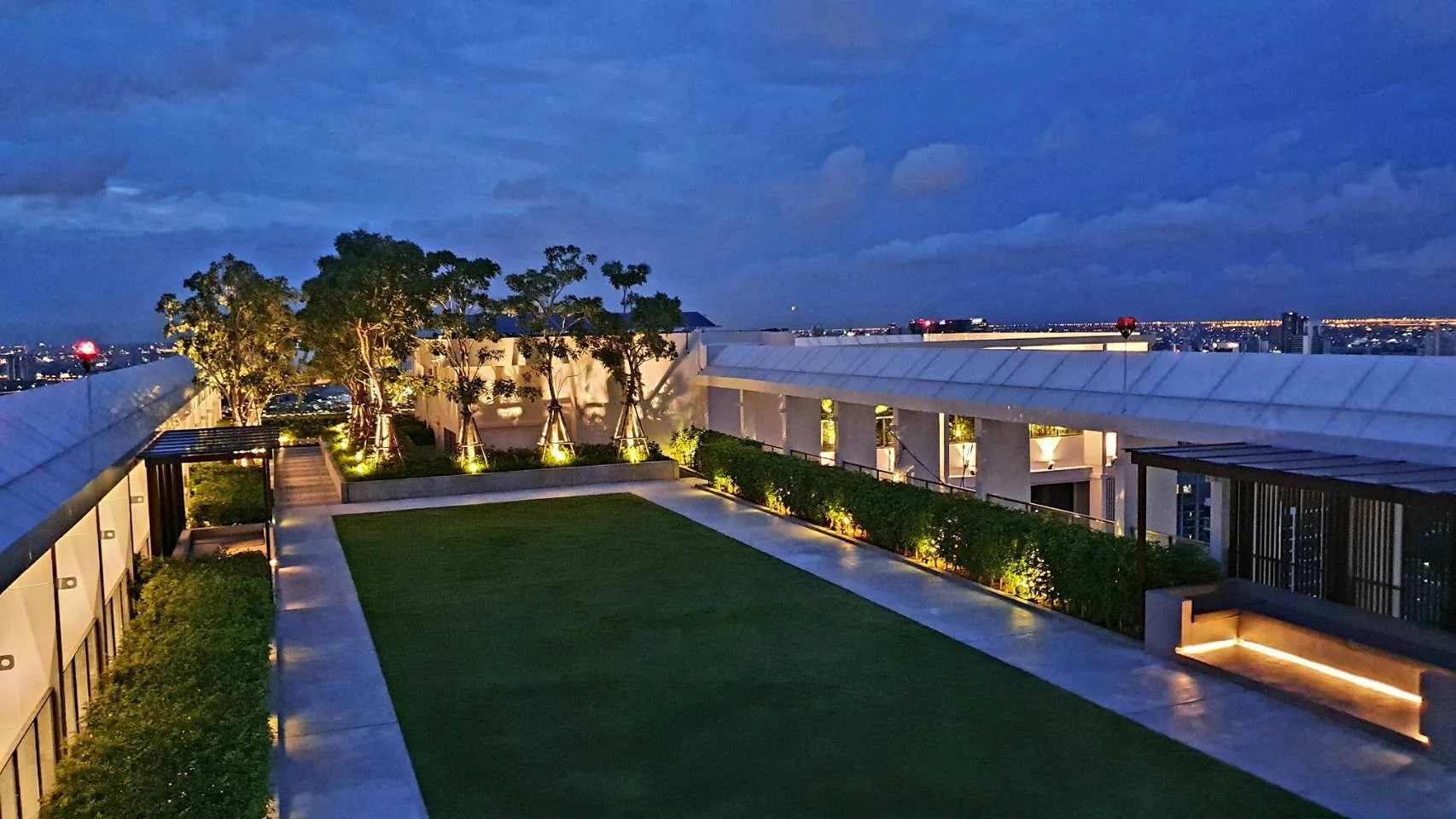 Property photos for THE LINE Phahol - Pradipat