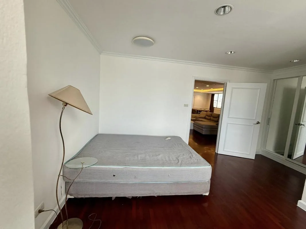 Property photos for D.S. Tower 1 Sukhumvit 33