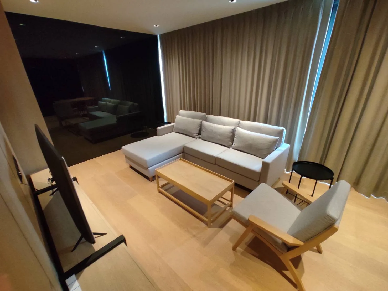 Property photos for Chalermnit Art De Maison