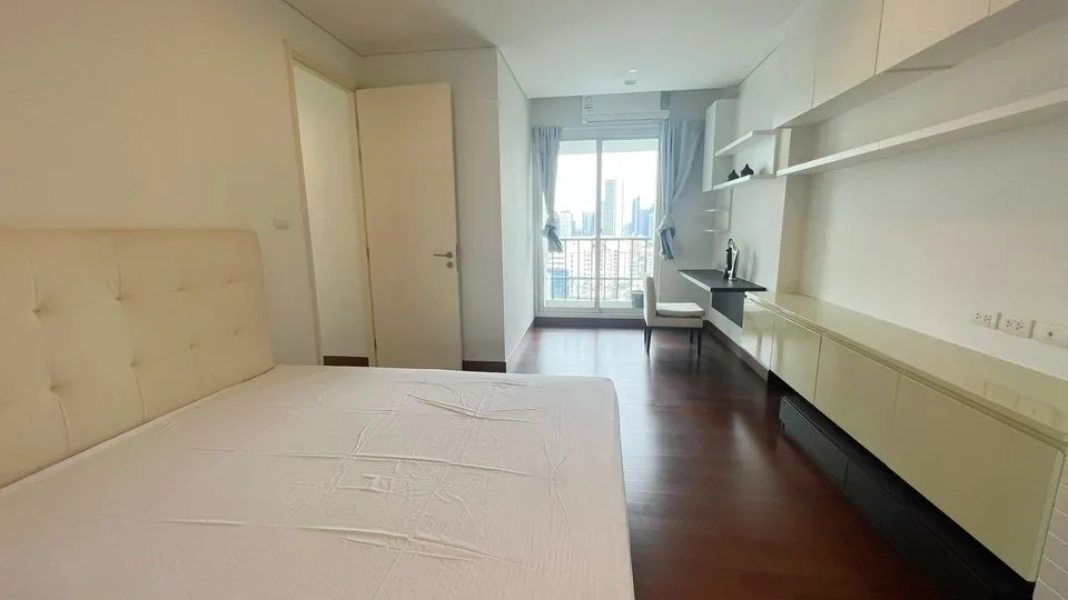 Property photos for Ivy Thonglor
