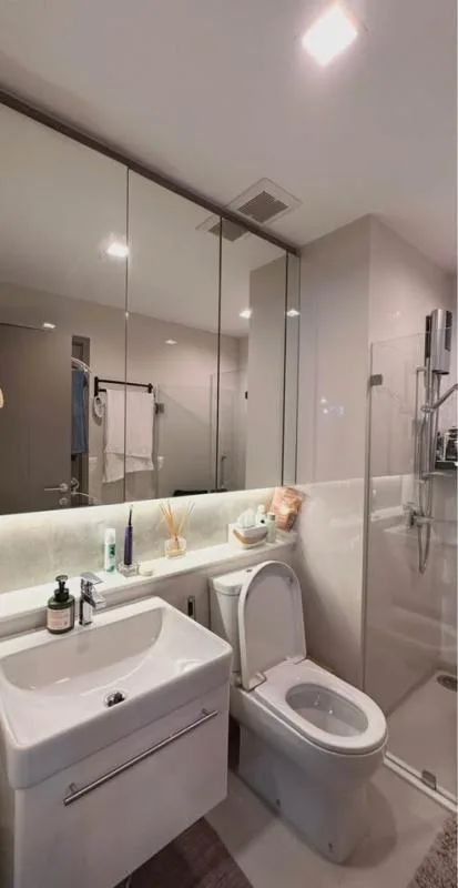 Property photos for Life Asoke Hype