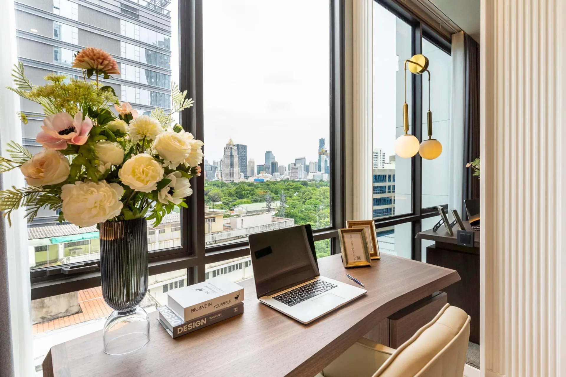 Property photos for Muniq Langsuan