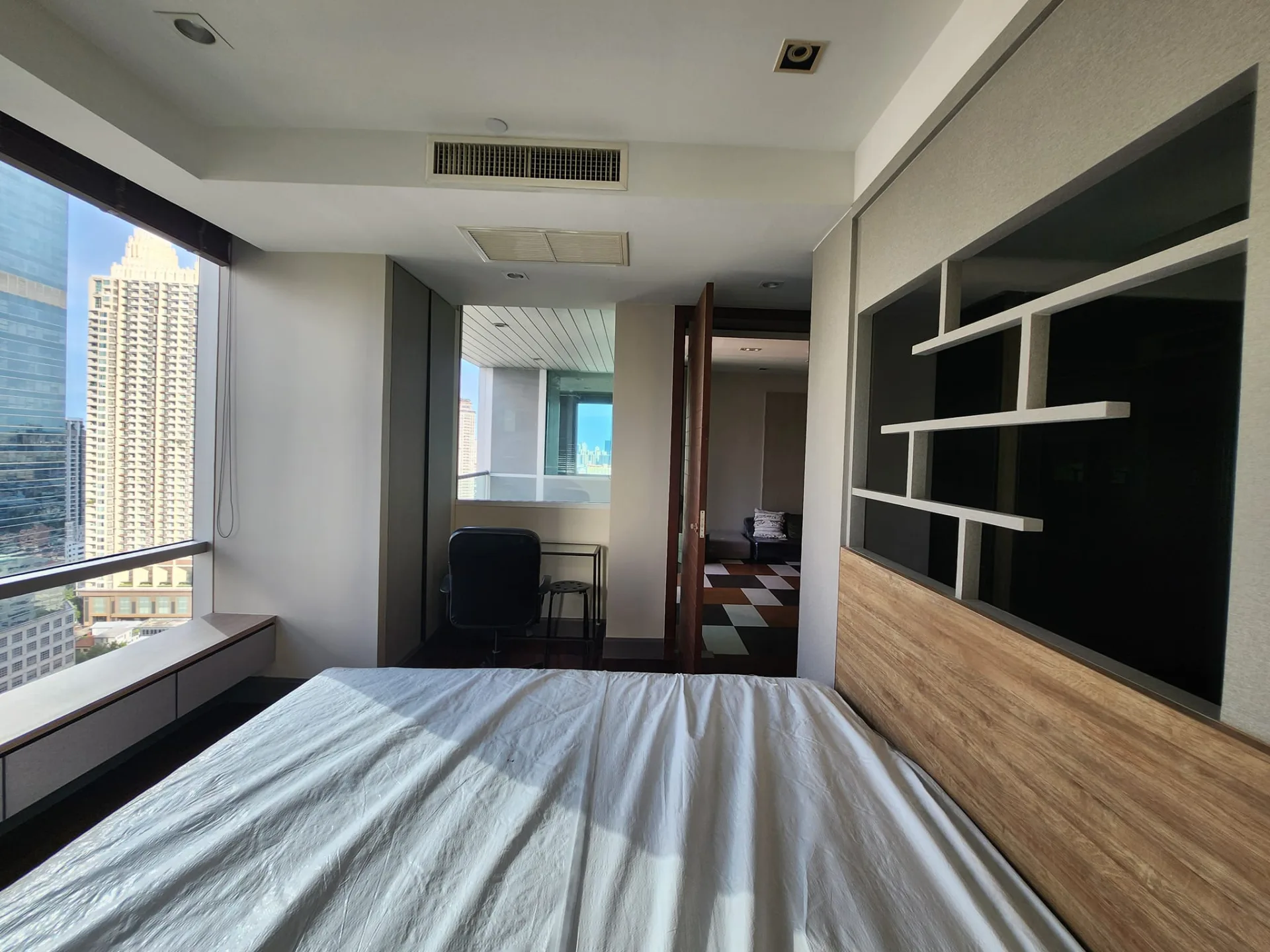Property photos for Sky Villas Sathorn