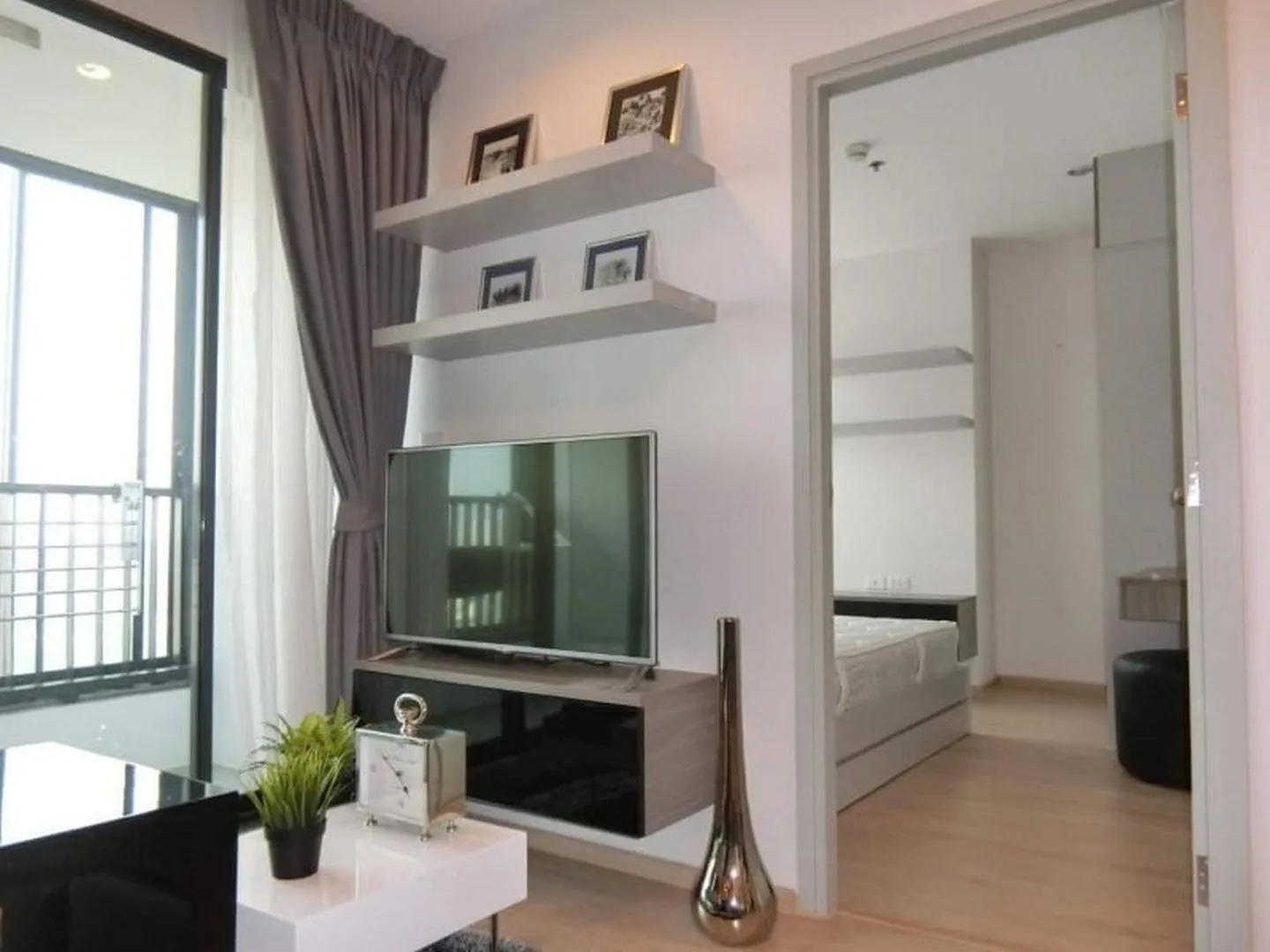 Property photos for Ideo Sathorn - Thaphra