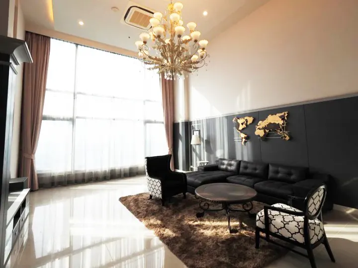 Property photos for Circle Condominium