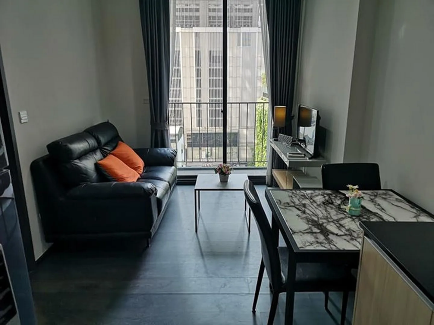 Property photos for Edge Sukhumvit 23