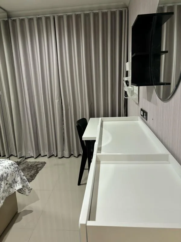 Property photos for Pearl Garden