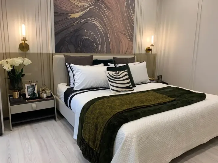 Property photos for The Room Phayathai