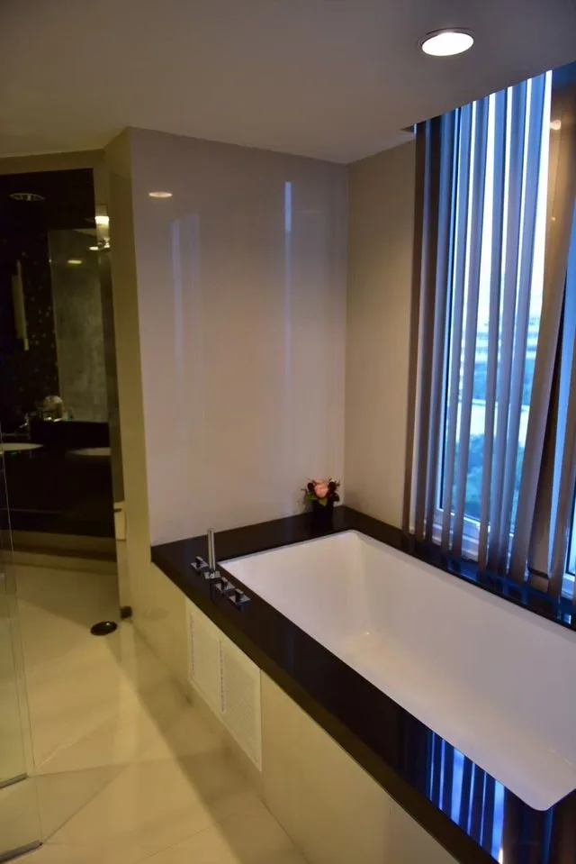 Property photos for Chamchuri Square Residence