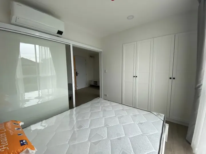 Property photos for Chateau In Town Phahonyothin 32