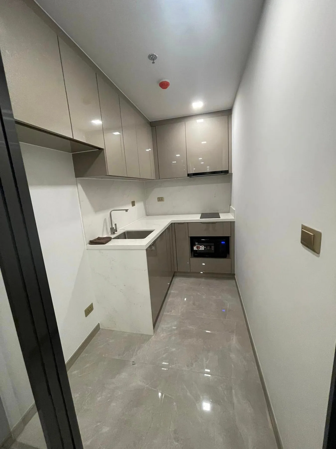 Property photos for One 9 Five Asoke - Rama 9