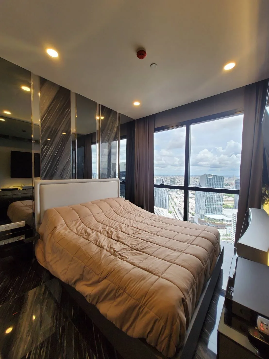 Property photos for Ashton Chula - Silom