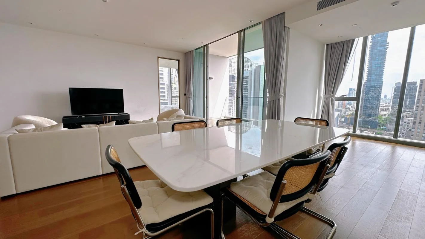 Property photos for Kraam Sukhumvit 26
