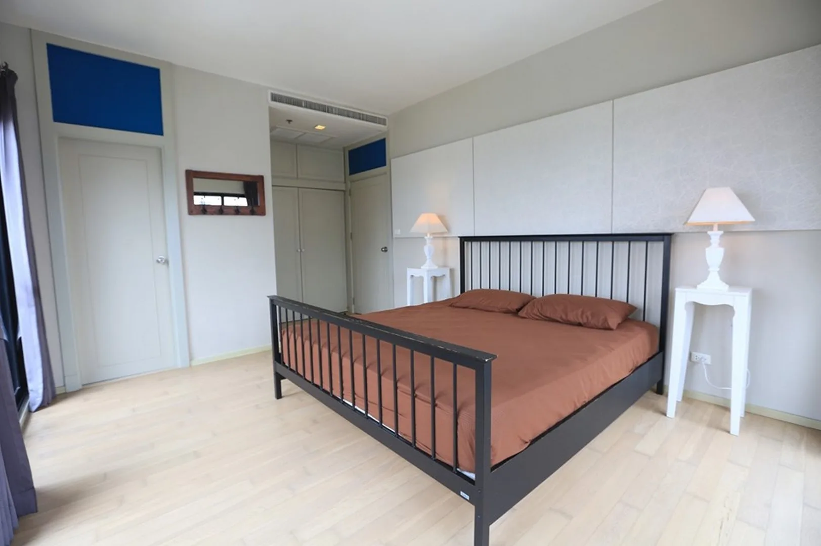 Property photos for Noble Reveal