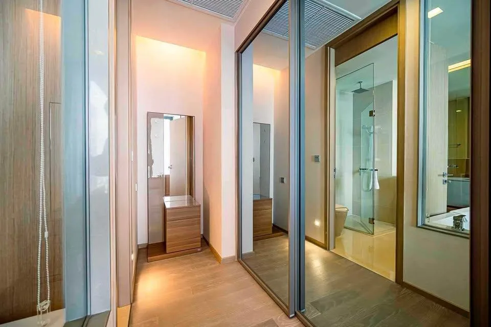 Property photos for The Esse Asoke