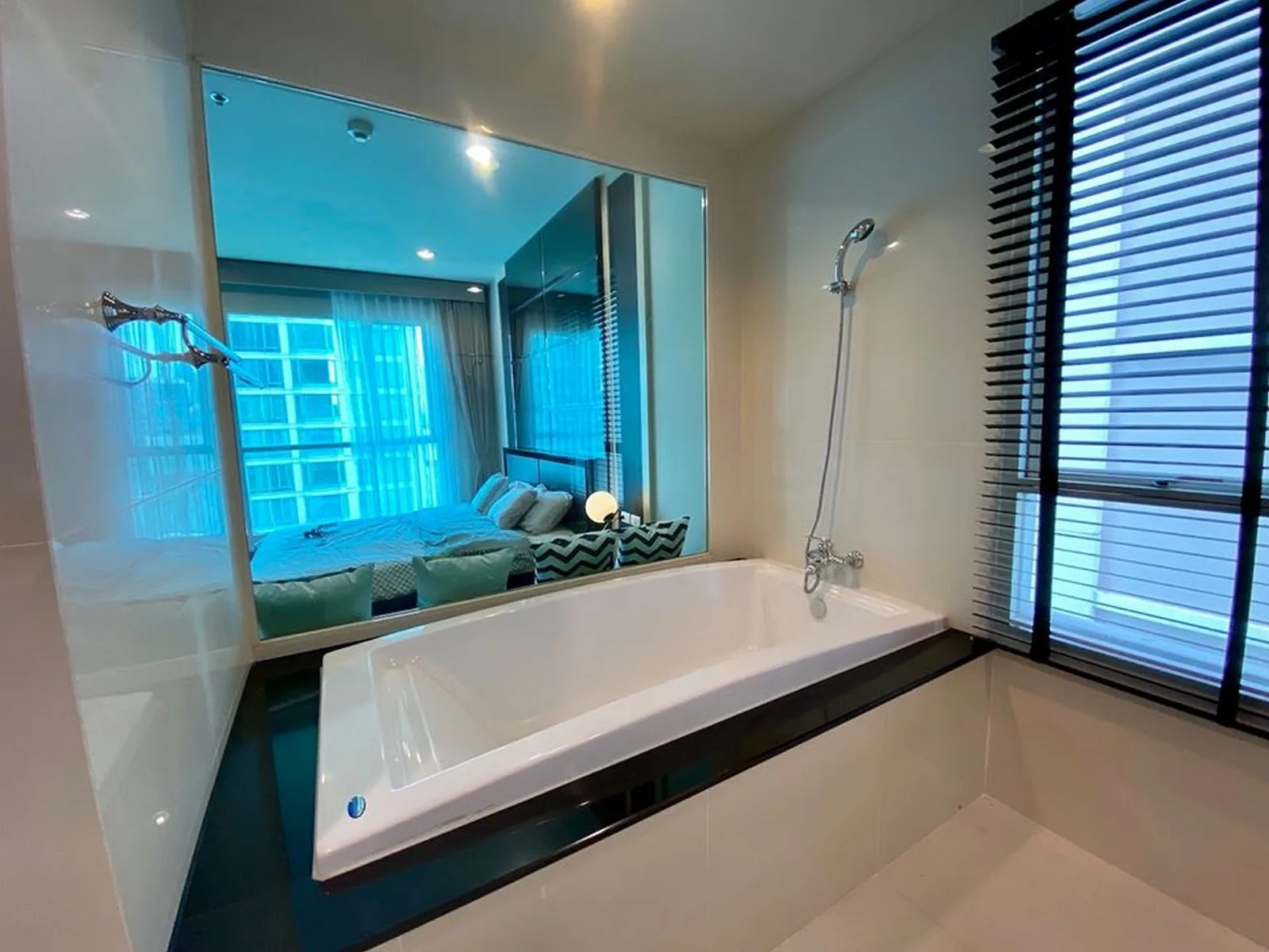 Property photos for The Address Chidlom