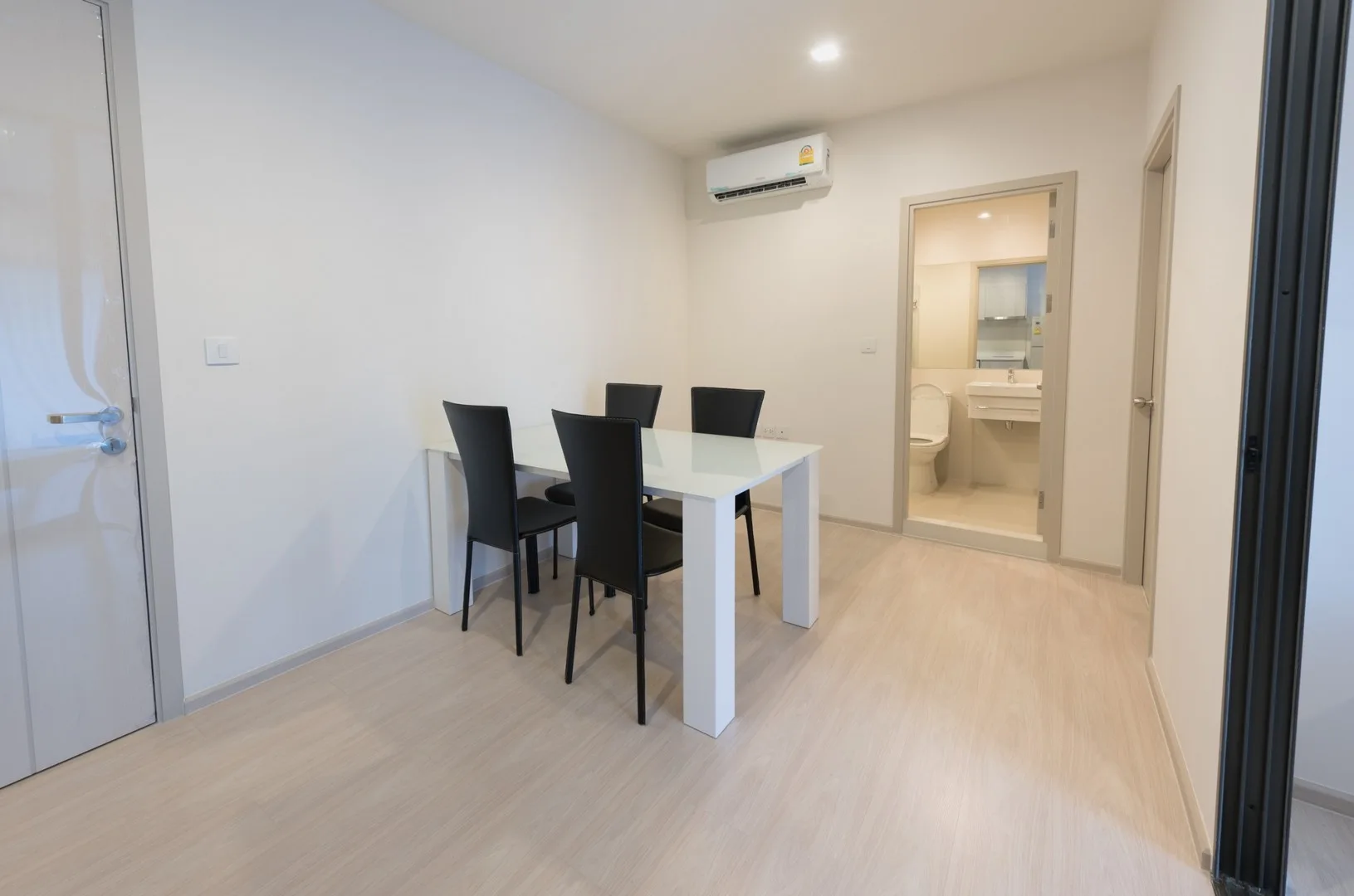 Property photos for Life Sukhumvit 48