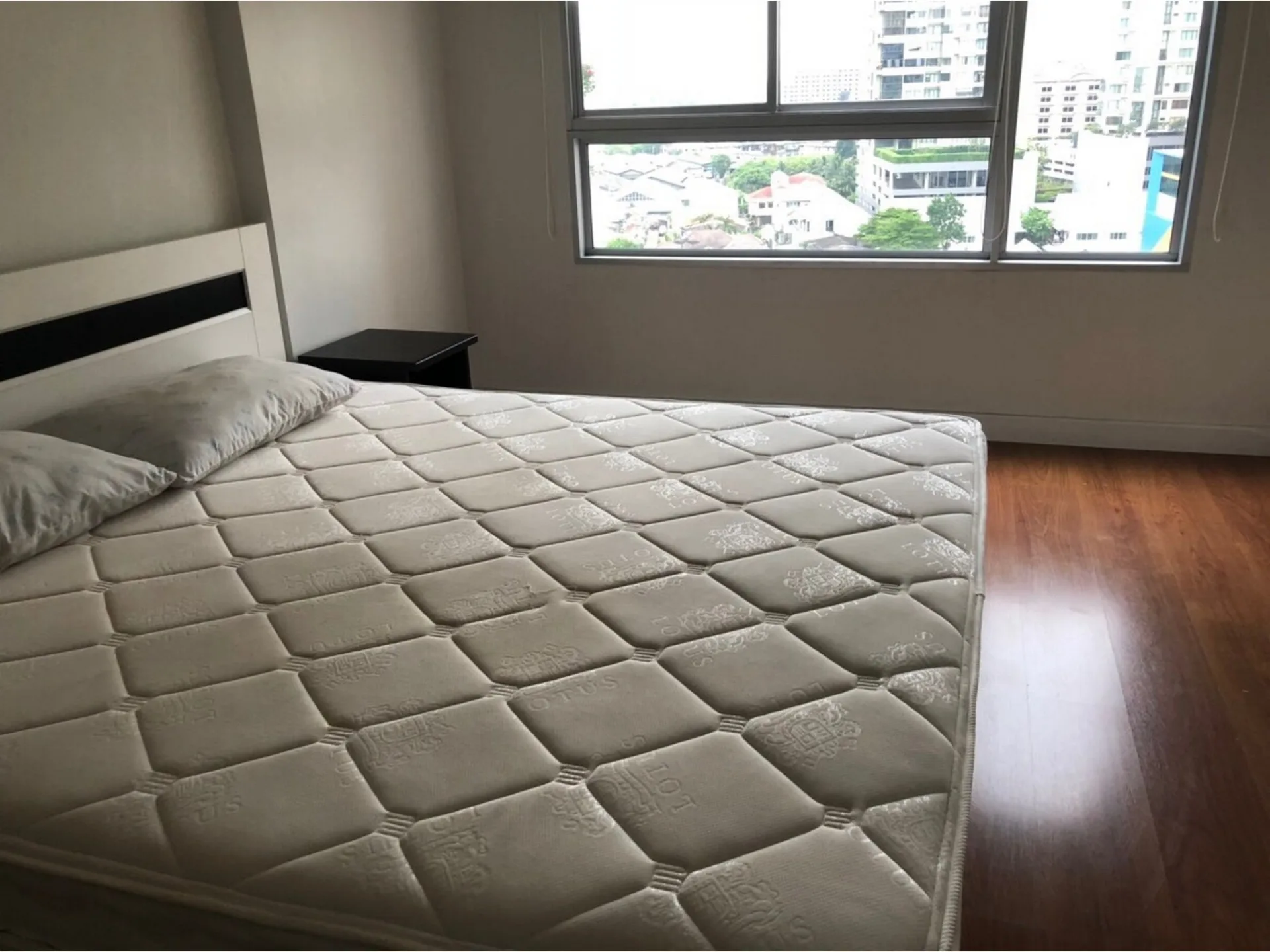 Property photos for Condo One X Sukhumvit 26