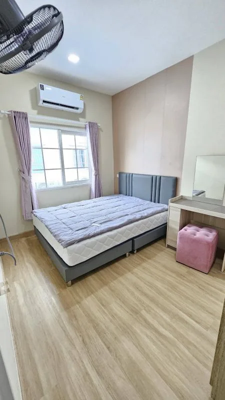 Property photos for Golden Neo Sukhumvit Lasalle