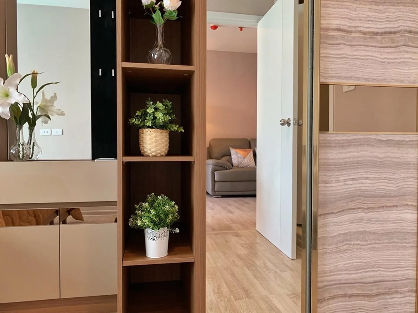 Property photos for Plum Condo Ramkhamhaeng Station