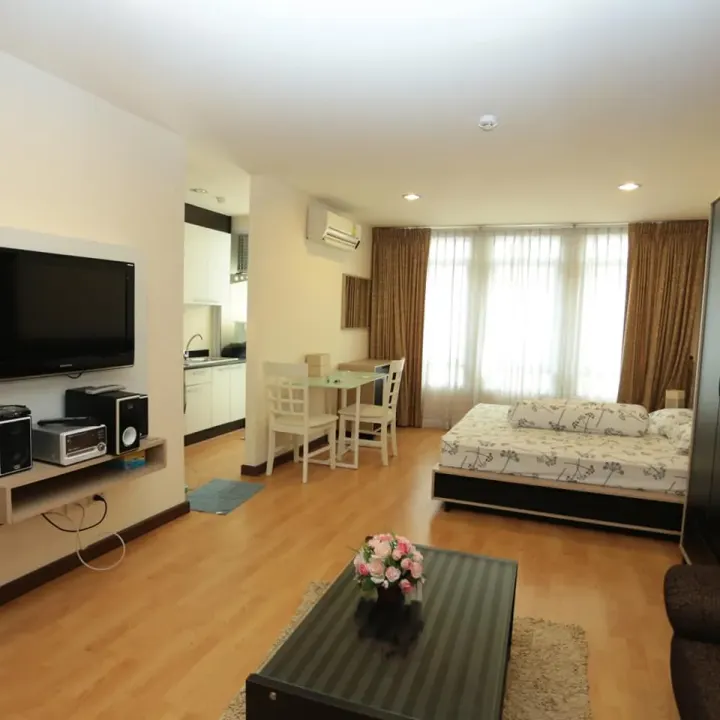 Property photos for The Amethyst Sukhumvit 39