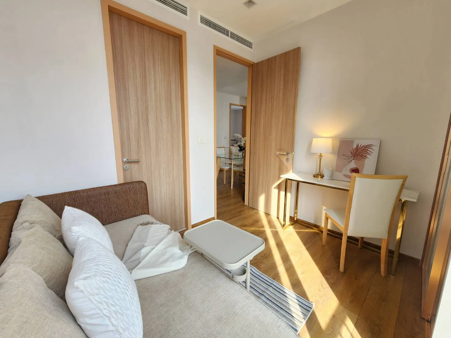 Property photos for Noble BE 33