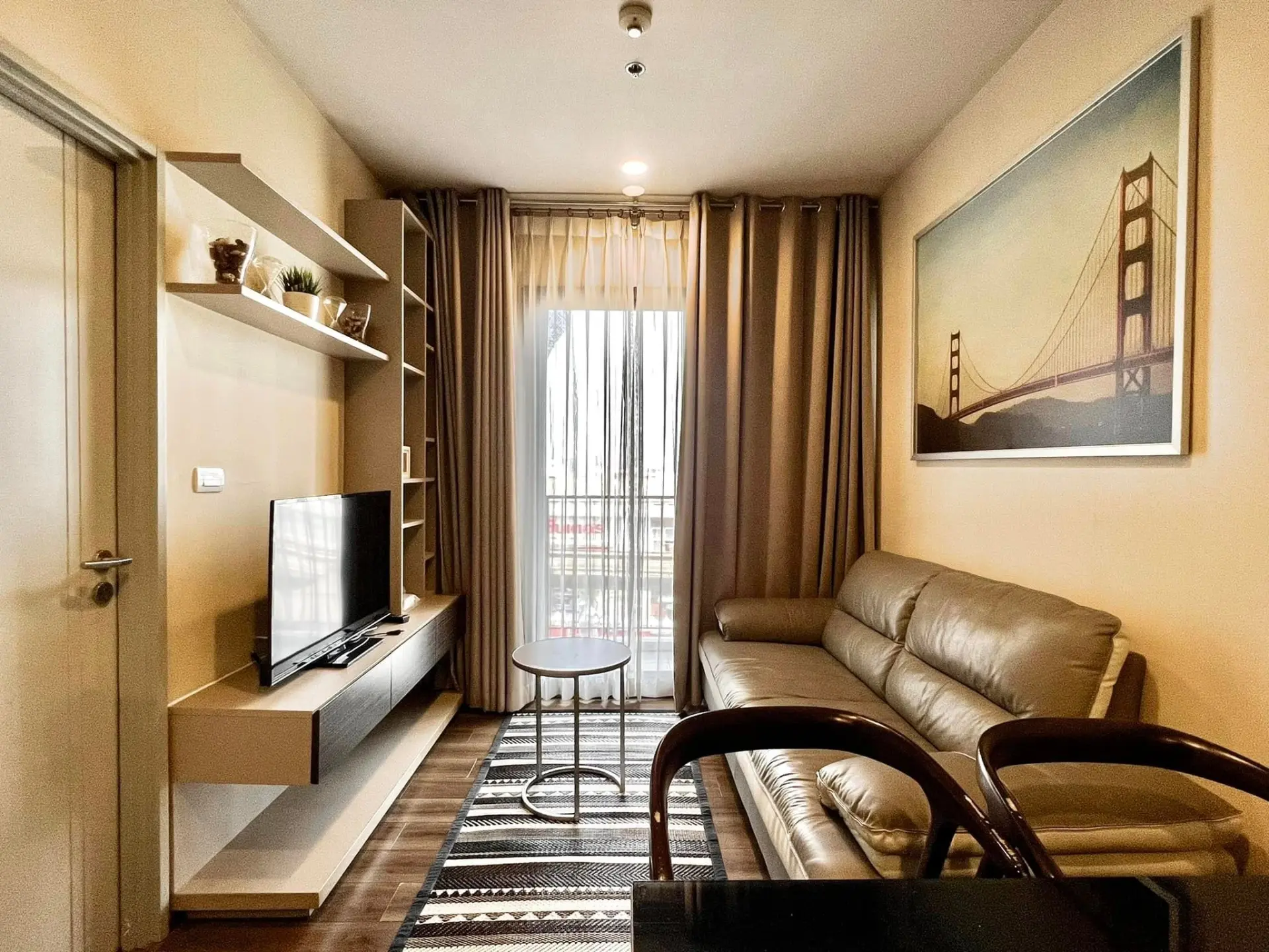 Property photos for Onyx Phaholyothin