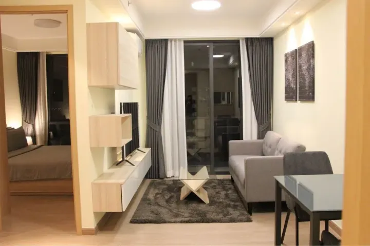 Property photos for Regal Condo Sathorn-naradhiwas