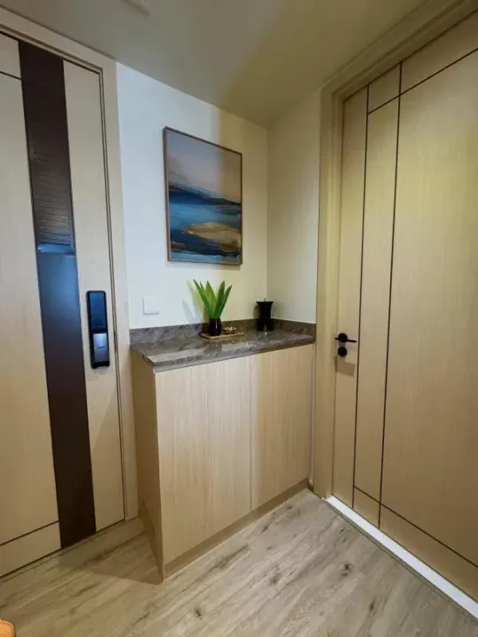 Property photos for Arom Wongamat