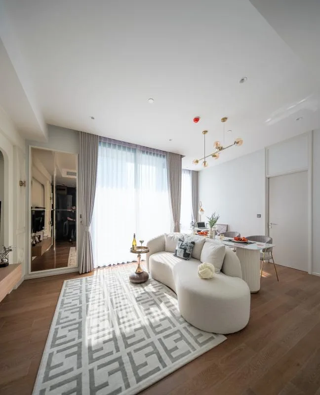 Property photos for Muniq Langsuan