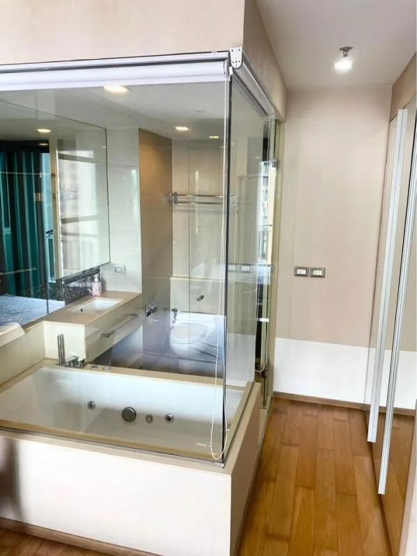 Property photos for The Address Asoke