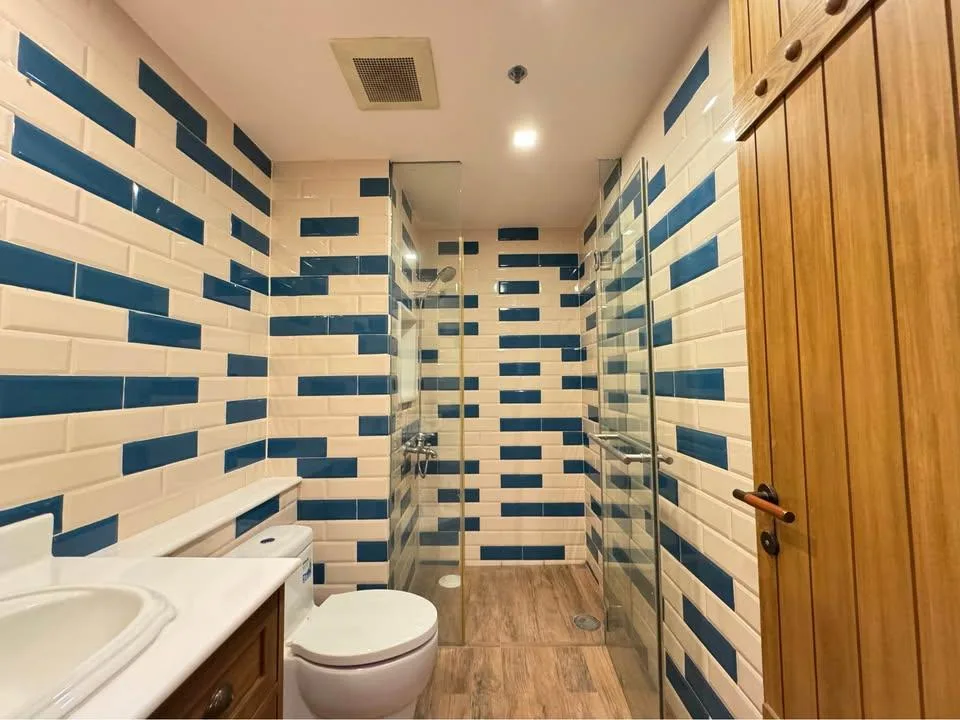 Property photos for The Legend Saladaeng