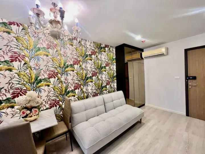 Property photos for Metro Luxe Rama 4
