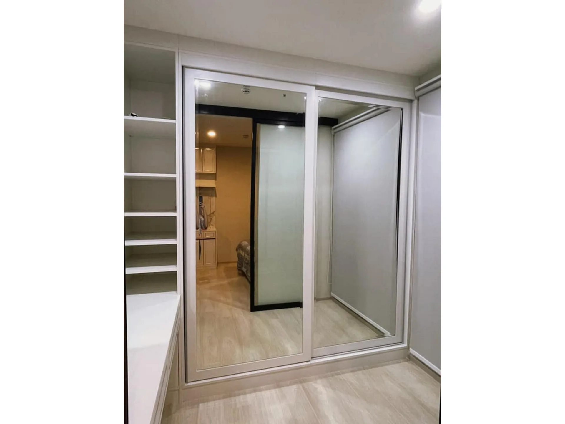 Property photos for Life Asoke