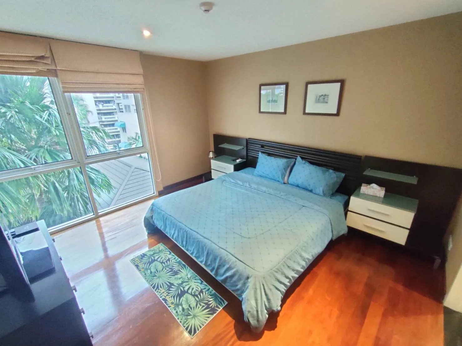 Property photos for Urbana Sukhumvit 15