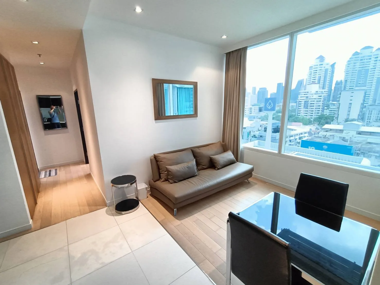 Property photos for Eight Thonglor Residence