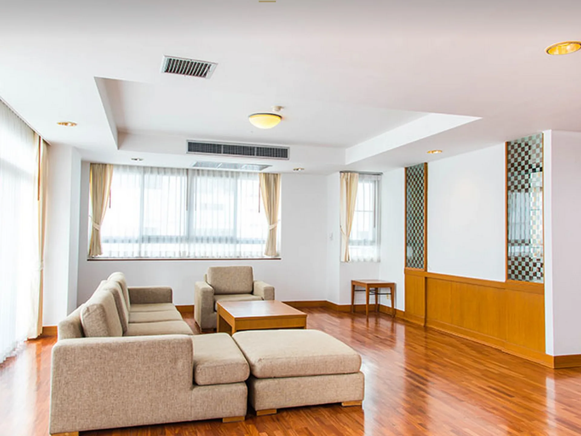 Property photos for Krungthep Thani Tower