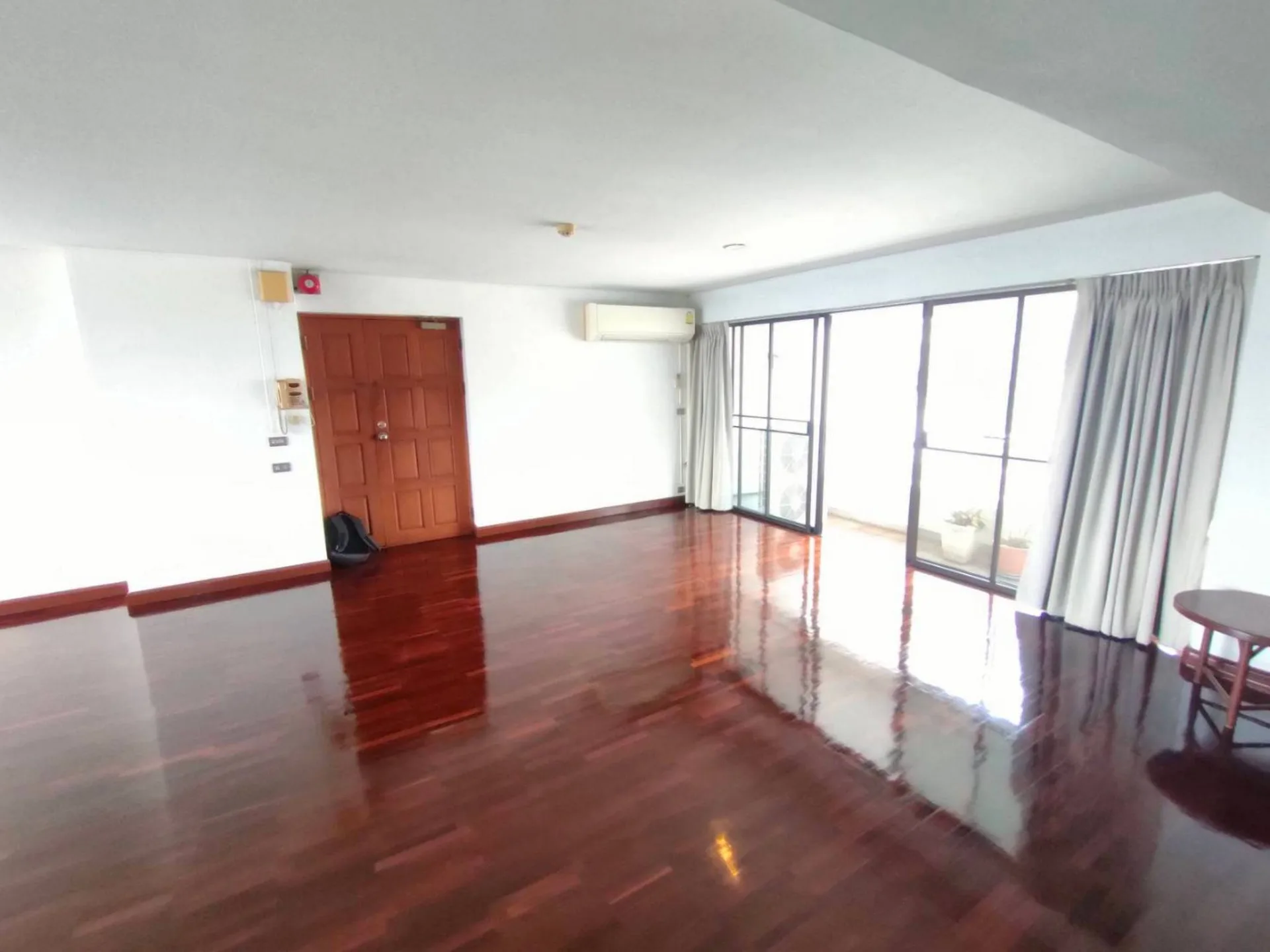 Property photos for Sripat Court Apartment