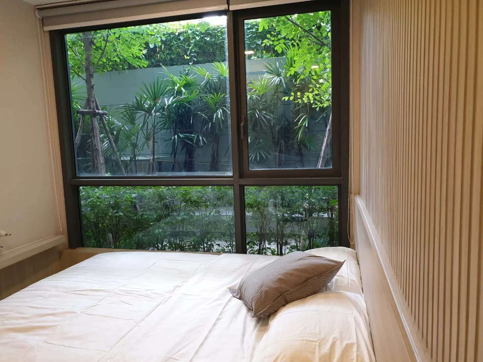 Property photos for Taka Haus Ekamai 12